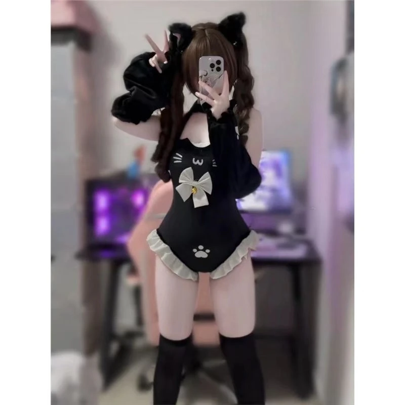 Japanse Kawaii Catsuit met bel - Embellish Knit recensie en prijs